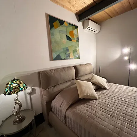 فندق مبيت وإفطار Loftdesign فيرونا