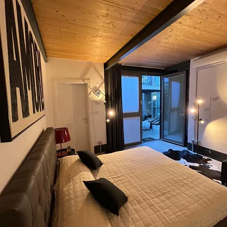 Bed and Breakfast Loftdesign Βερόνα