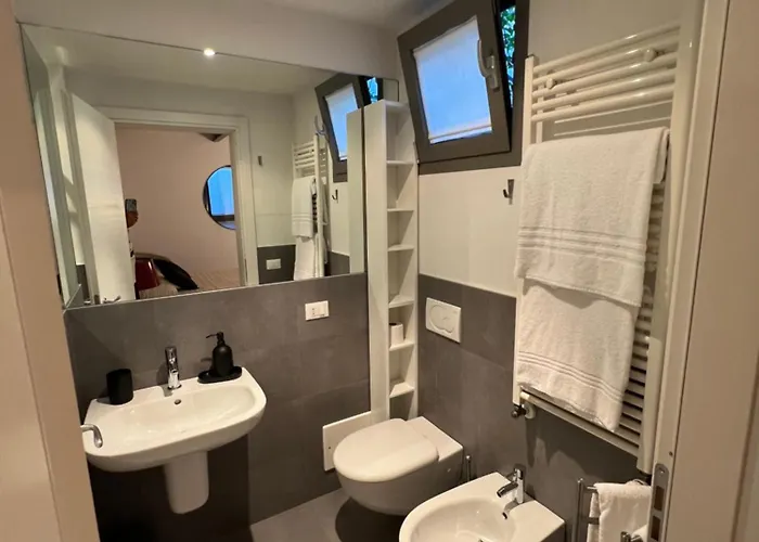 ベッド・アンド・ブレックファスト Loftdesign 3*